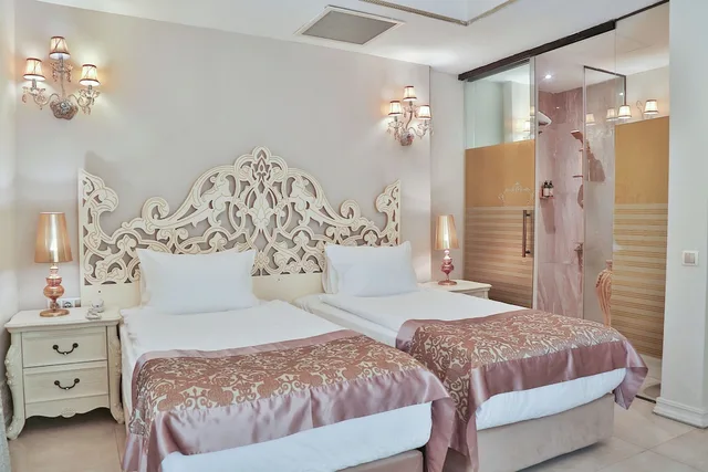غرفة ديلوكس بسرير كوين، Elegance East Hotel Boutique Class 5/10