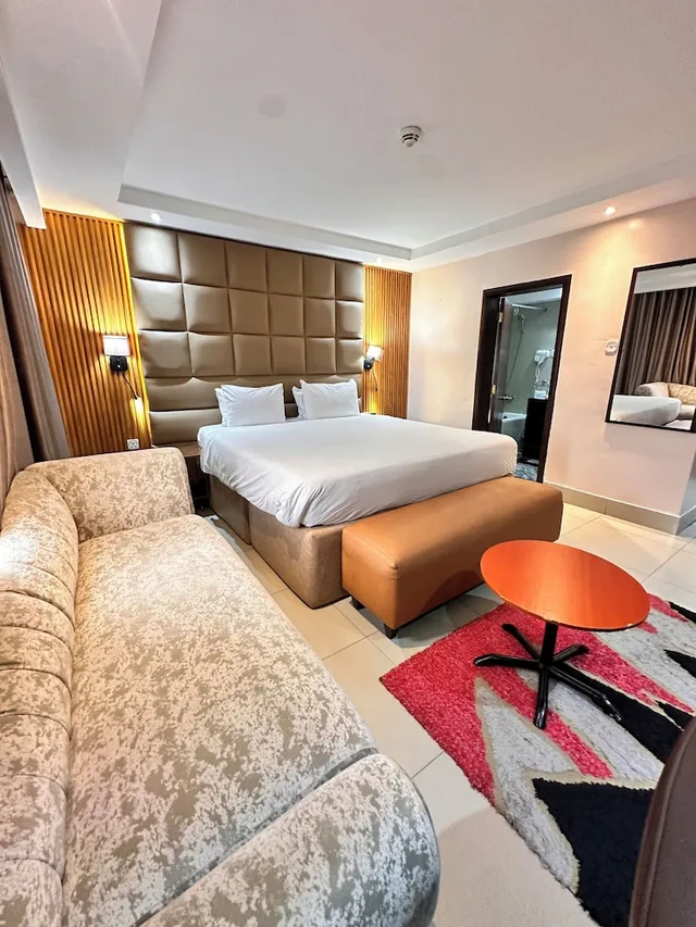 غرفة سوبيريور بسرير كينج، GOLDEN TULIP PORT HARCOURT 3/7