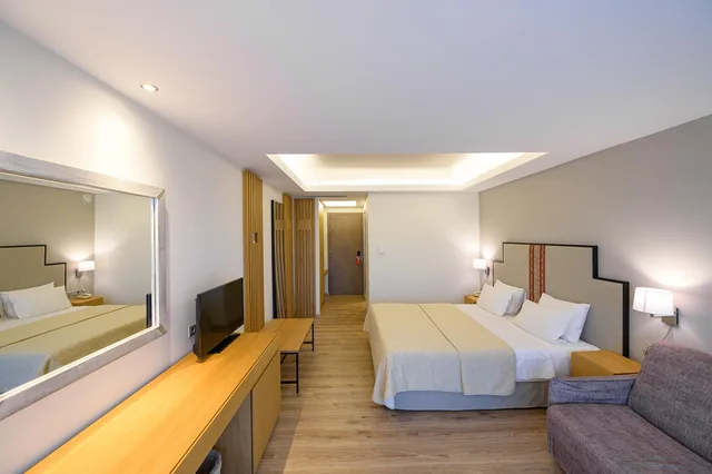 Superior, Family, Hotel Europa Olympia 2/4