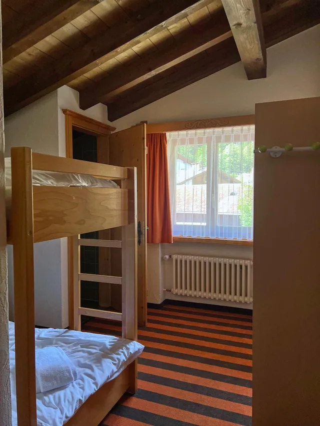 غرفة عائلية، Madrisa Lodge 4/7