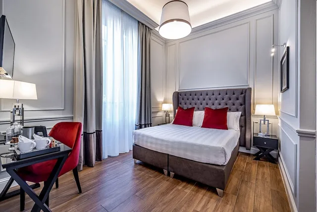 غرفة بسريرين منفصلين، Hotel Ungherese 3/5