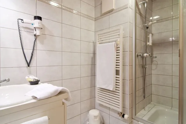 شقة عائلية بسريرين مزدوجين بشرفة، Hotel Simi 3/3