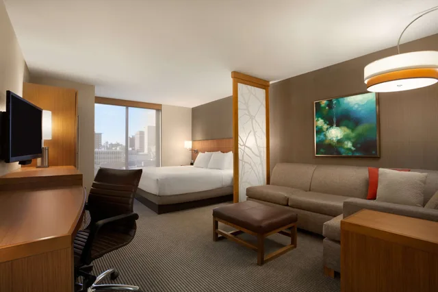 غرفة بسرير كينج، Hyatt Place Omaha/Downtown-Old Market 3/5