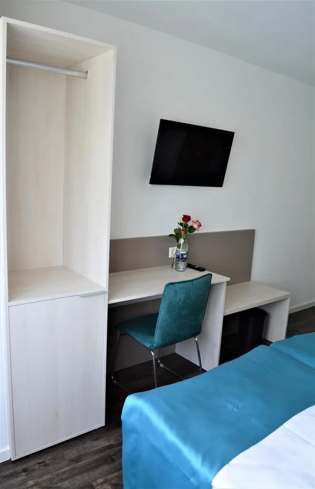 غرفة ديلوكس بسرير مزدوج أو سريرين منفصلين بإطلالة على المدينة، Hotel BaWu 3/8