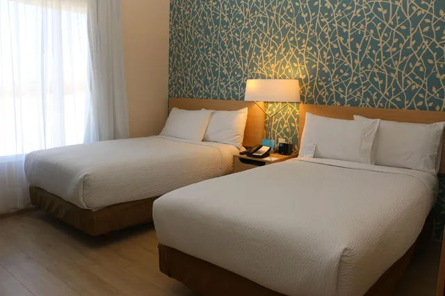 غرفة قياسية بسريرين منفصلين، Fairfield Inn & Suites Queretaro Juriquilla 2/6