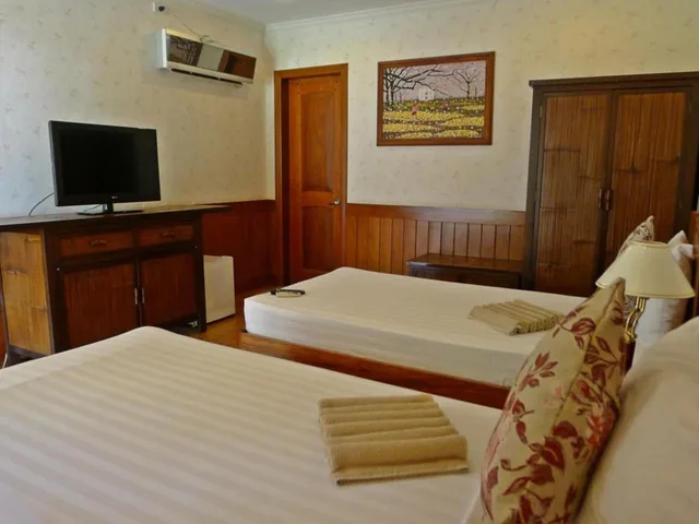 Deluxe, Queen Bed, Pool Side، El Nido Garden Beach Resort 7/10