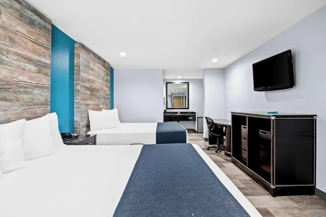 جناح بسرير كينج وسريرين كوين، SureStay Hotel by Best Western Buena Park Anaheim 3/10