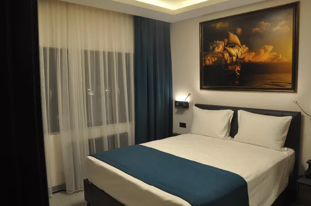 جناح ديلوكس بسرير مزدوج مع أريكة، Golaz Suit Otel 1/1