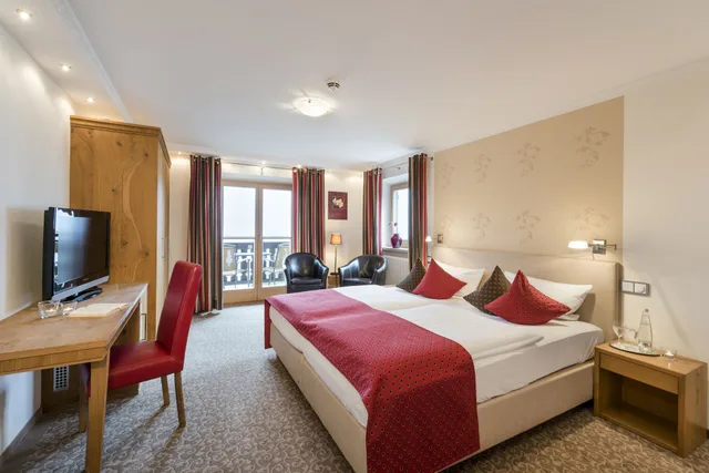 Deluxe, King Bed, Lake View, Exclusive Hotel Der Westerhof 4/8