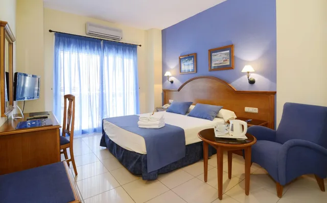 غرفة سوبيريور بسرير مزدوج، Hotel Isabel 4/7