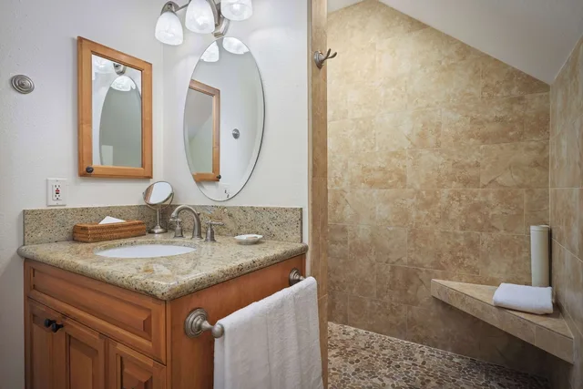 غرفة ديلوكس بسرير مزدوج بإطلالة على الحديقة، Aston Maui Kaanapali Villas 4/7