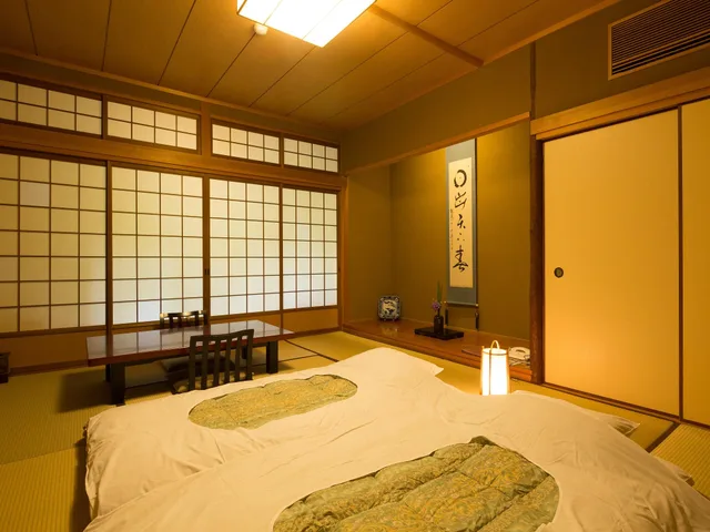 غرفة يابانية بفرشتي فوتون بأرضية تاتامي، HINOHARU RYOKAN 1/1
