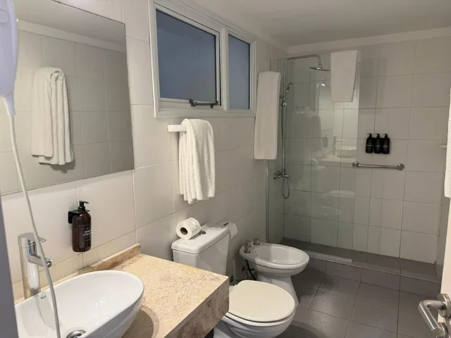 غرفة كلاسيكية ثلاثية، Dakar Hotel Spa 8/10