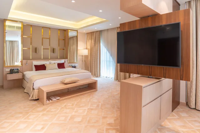 جناح رئاسي بسرير كينج، Century Hotel Doha 1/1