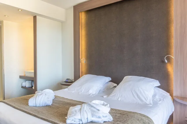 Room, Double Bed, Accessible, Oz Apos Inn Hotel 3/7