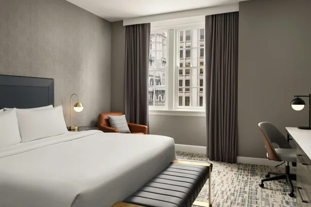 غرفة تنفيذية بسرير كينج بإطلالة على المدينة، Le Meridien Philadelphia 4/10
