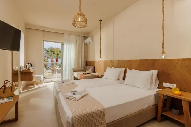 غرفة قياسية بإطلالة على البحر، Malia Bay Beach Hotel And Bungalows 2/10
