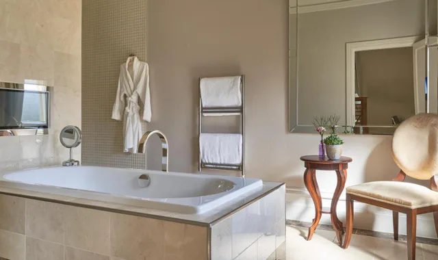 Suite, Rockliffe Hall 6/6
