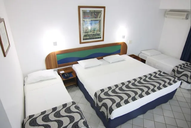 غرفة سوبيريور رباعية بسرير كوين وسريرين منفصلين، Samba Angra dos Reis 1/1
