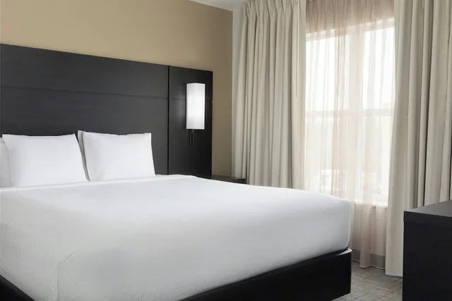 جناح استوديو بسرير كينج مع أريكة لذوي الإعاقة، Residence Inn by Marriott Dayton Vandalia 1/1