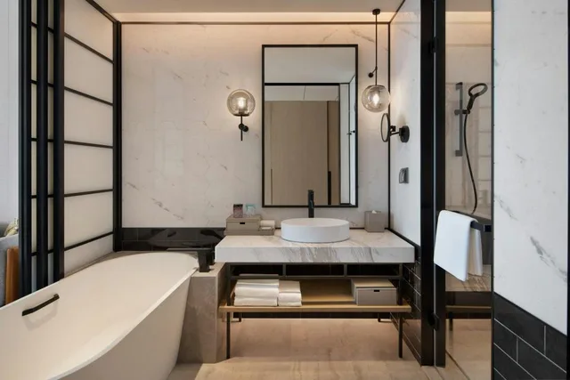 Guest Room, Superior, King Bed, Middle Floor، Sheraton Xi an Chanba 3/3