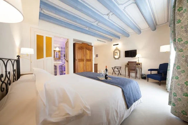 غرفة سوبيريور بسرير مزدوج، ALGILÀ ORTIGIA CHARME HOTEL 1/3