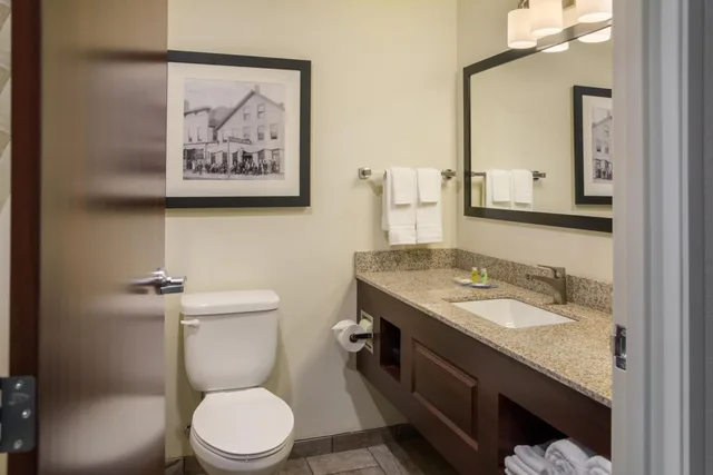 Room, Double Bed, Cobblestone Inn & Suites - Ashland 7/7