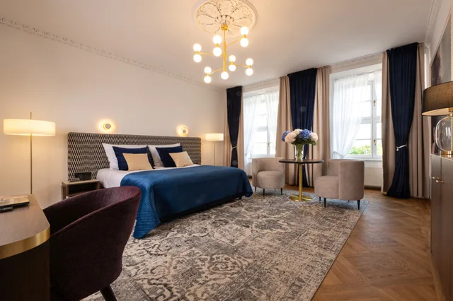 Apartment, Square View, Main Building، Palladian Hotel 4/6