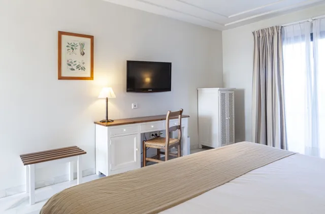 Standard, Twin Beds, Murphy Bed، Playa de La Luz 6/8