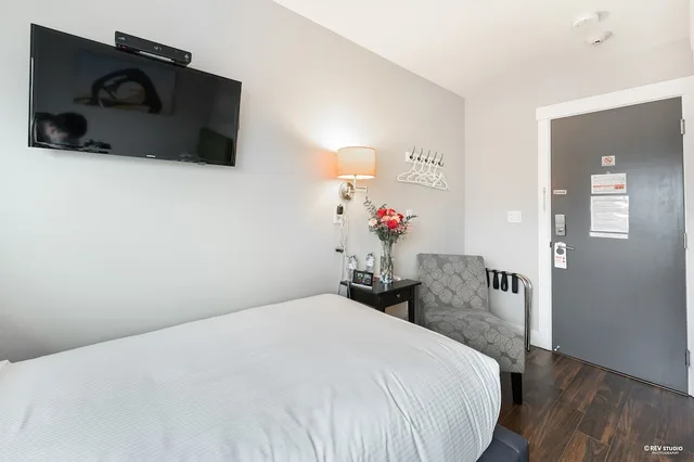 غرفة بسريرين منفصلين، Queens Hotel 2/4