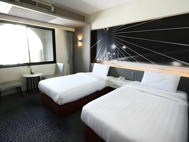 غرفة قياسية بسريرين منفصلين، Rd Hotel 2/2
