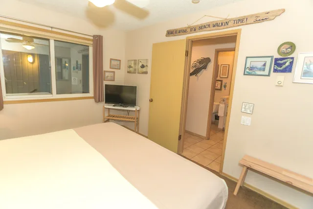 1 Bedroom, Premium, King Bed, Murphy Bed, Ocean View, Kitchen، The Grey Gull 3/4