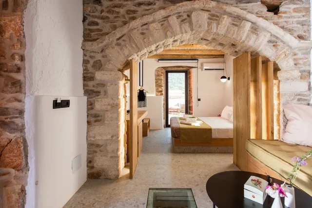 Lameriana Luxury Village، ريثيمنو 76/77