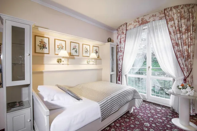غرفة مفردة، Aura Palace 3/10