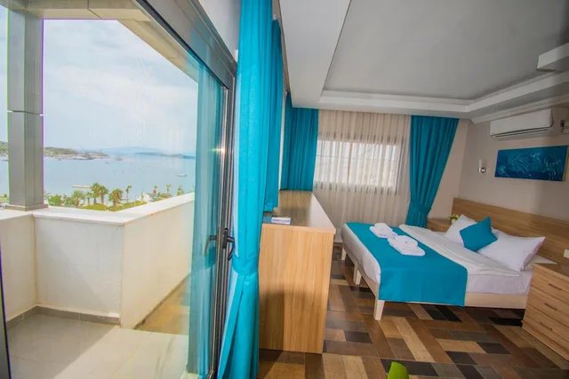 Room, Double Bed, Sea View, M Suite Hotel 10/10