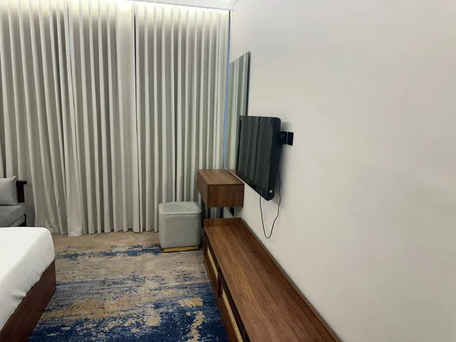 غرفة ديلوكس بسرير مزدوج أو سريرين منفصلين، فندق جولدن نيو كونتيننتال EX: فندق الحياة جدة كونتيننتال(Al Hyatt Jeddah Continental Hotel) 2/2
