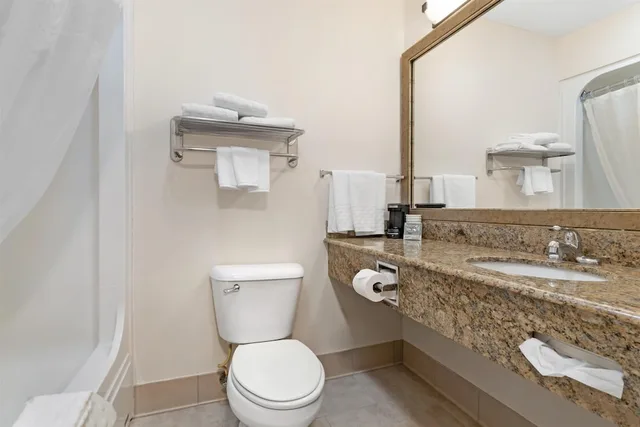 غرفة قياسية بسريرين كوين يُسمح فيها بالحيوانات الأليفة، Best Western Brookfield 4/5