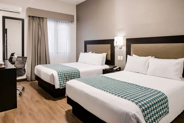 غرفة سوبيريور بسريرين مزدوجين، Wyndham Costa del Sol Piura 1/2