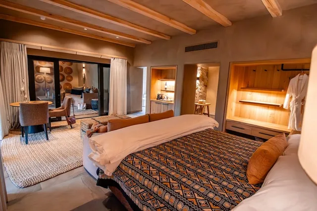 Royal, River, Lodge, Suite, King Bed، Kapama River Lodge 1/1