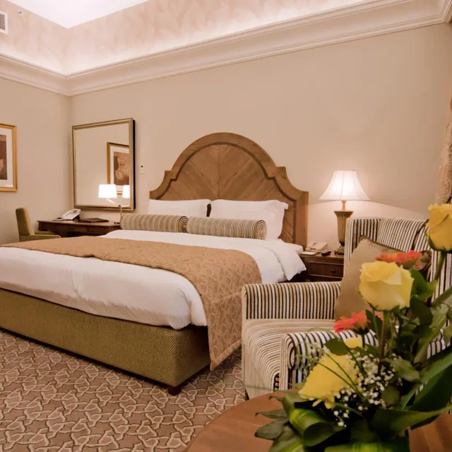 جناح تنفيذي بسرير كينج، Ayla Hotel 6/8