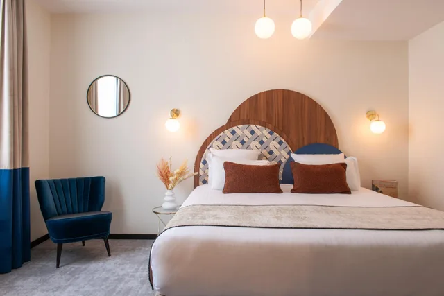 Room, King Bed, Hotel Helussi 1/2