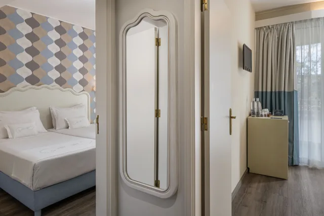 جناح جونيور، Hotel Madeira 5/7