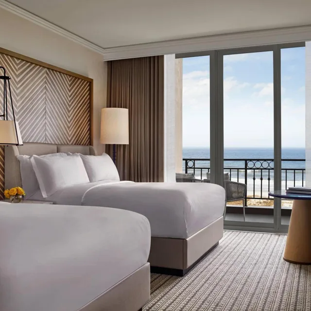 Club, 2 Queen Beds, Coast View, Balcony، The Ritz Carlton Amelia Island 1/2