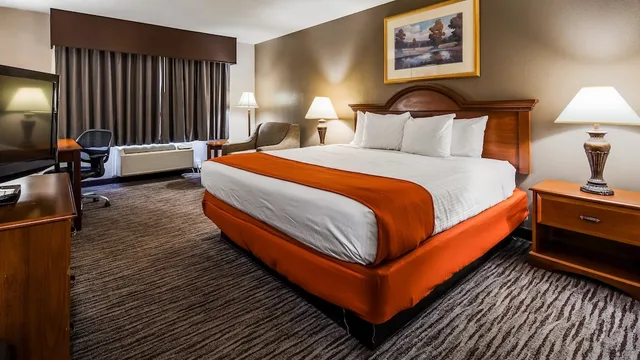 غرفة قياسية بسرير كينج، Best Western Gateway Adirondack Inn 7/10