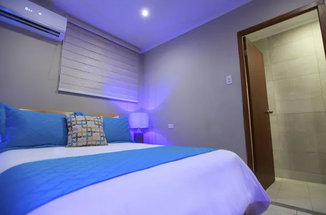 غرفة أساسية بسرير كوين، Victoria City Hotel 3/10