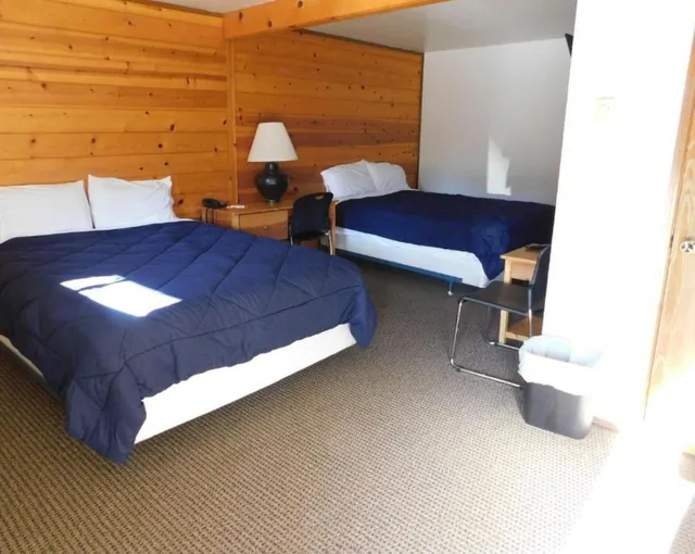جناح بسريرين كوين بمطبخ صغير، Packwood Inn 1/4