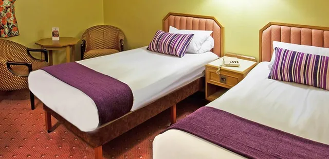 غرفة قياسية بسريرين منفصلين، Britannia Wigan Hotel 4/7