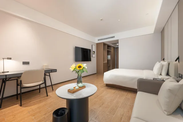 Elegant, Double Bed, Atour Hotel (Guangzhou Yueqiao) 2/2