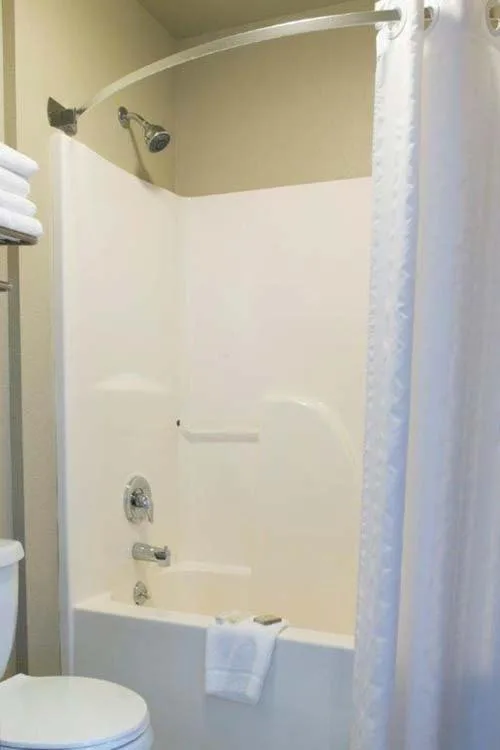 غرفة بسرير كينج، Colstrip Inn and Suites 6/6