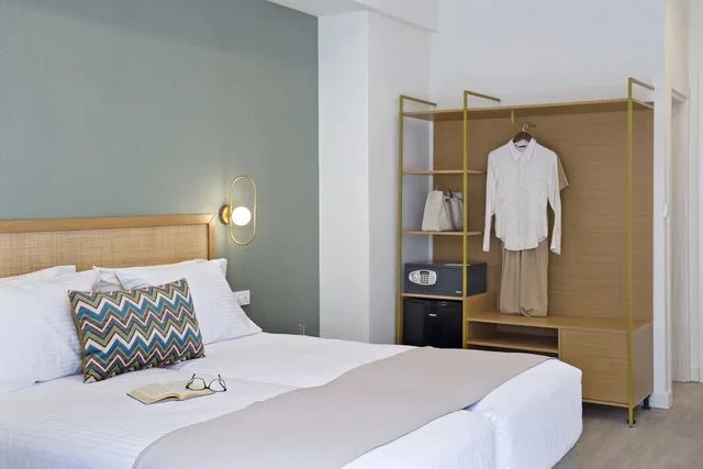غرفة ديلوكس بشرفة، Hypnos Inn Athens Hotel 3/5